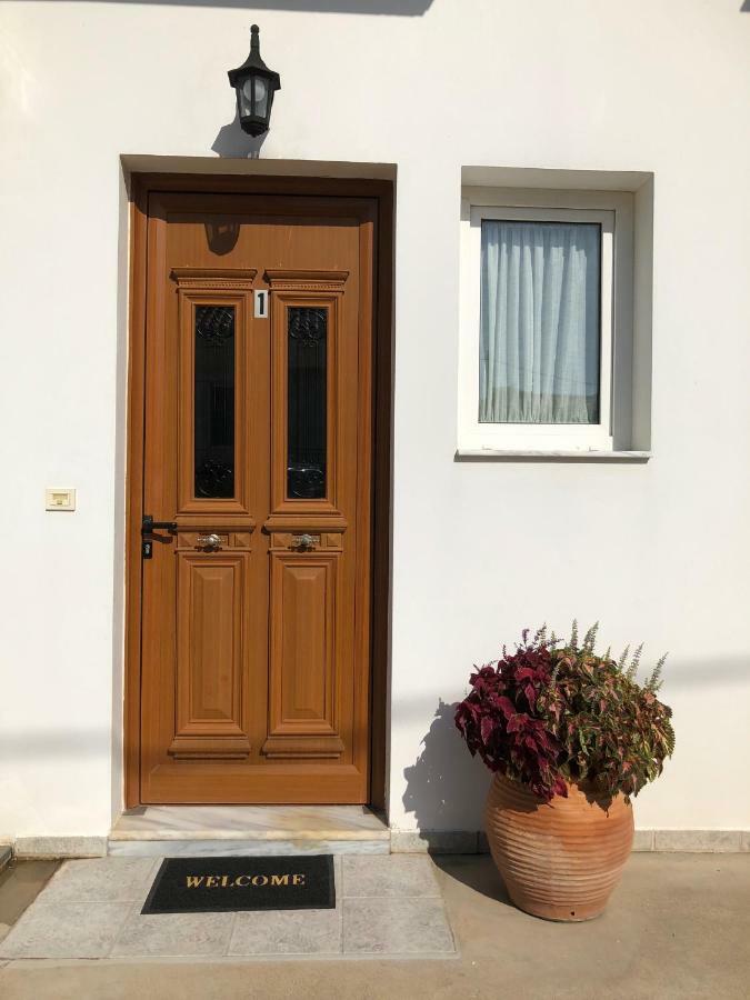 Mythos Suites-Dionysos Apartment Μεθώνη Εξωτερικό φωτογραφία