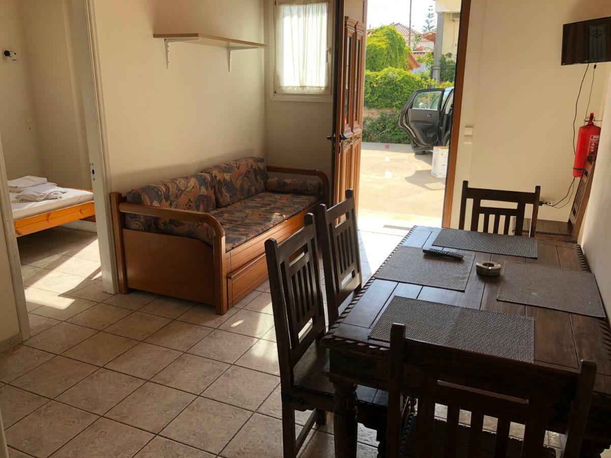 Mythos Suites-Dionysos Apartment Μεθώνη Εξωτερικό φωτογραφία